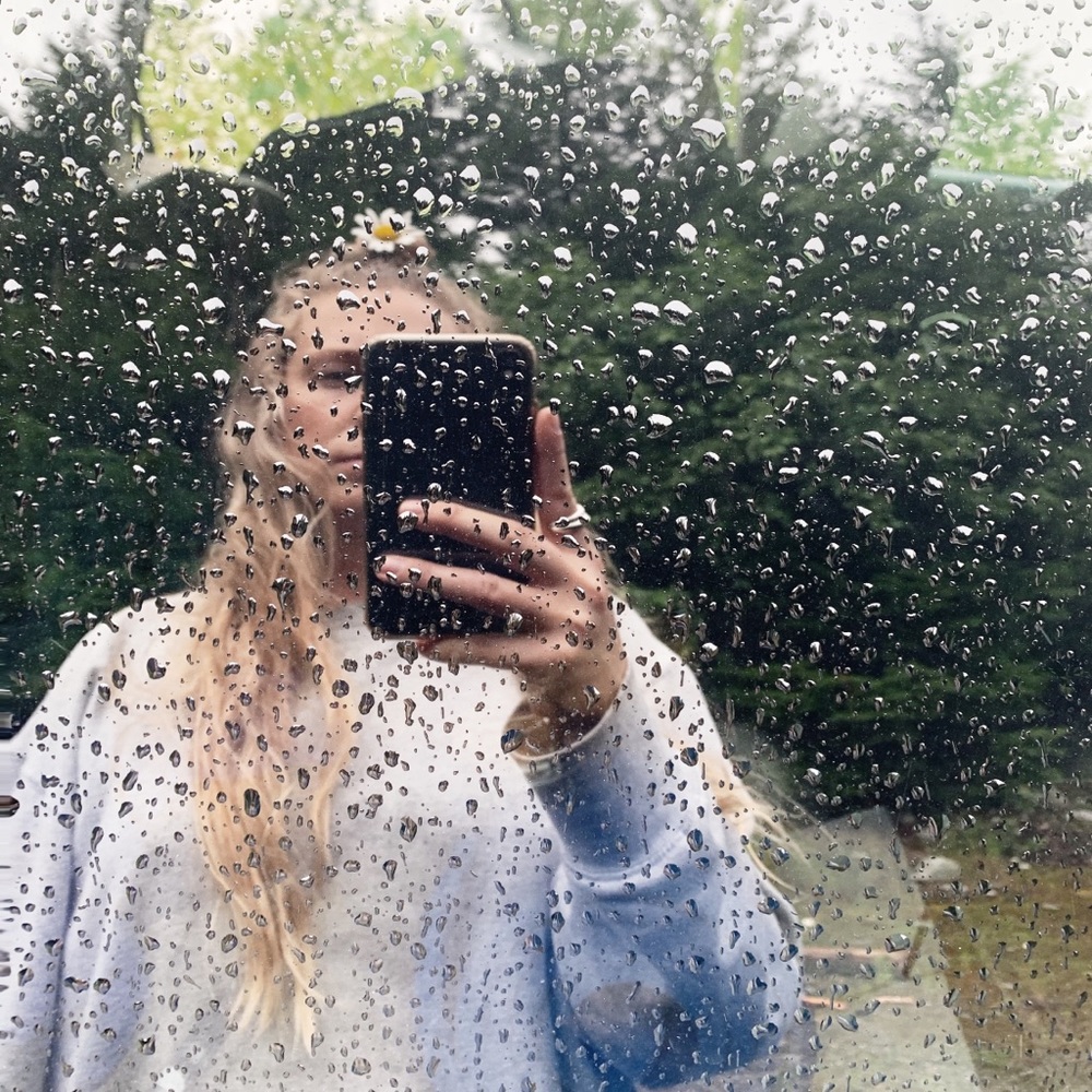 Meet your Posher, Allison